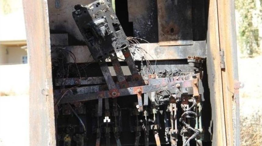 Başkale&rsquo;de Elekrik Trafosu Yandı