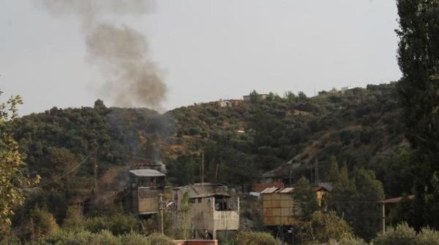 S&ouml;ke'de Metruk Konak Yandı