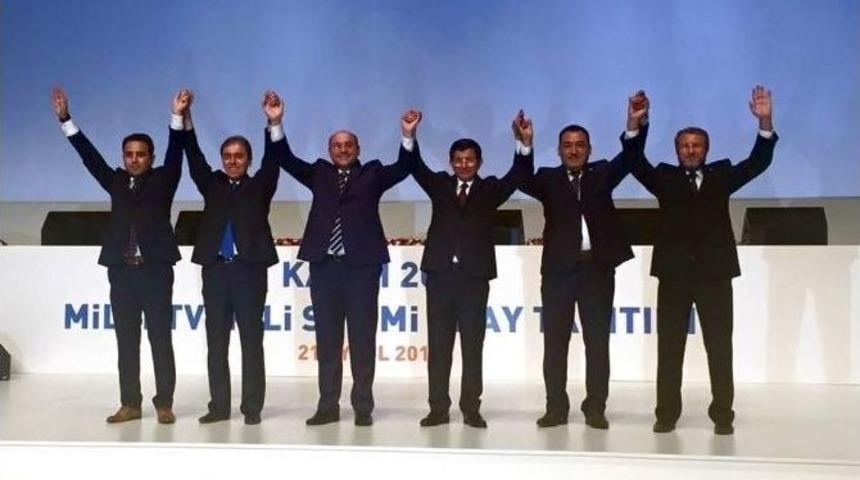 Başbakan Ahmet Davutoğlu, K&uuml;tahya Adaylarını Kamuoyuna Tanıttı