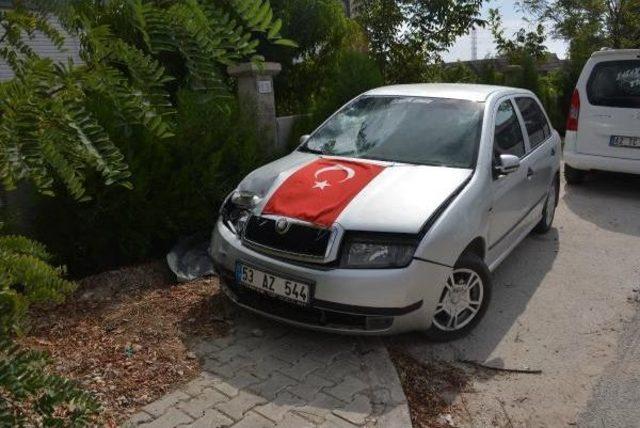 Otomobilin Çarptığı Elektrikli Bisikletin Sürücüsü Öldü