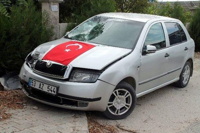 Otomobilin Çarptığı Elektrikli Bisiklet Sürücüsü Öldü