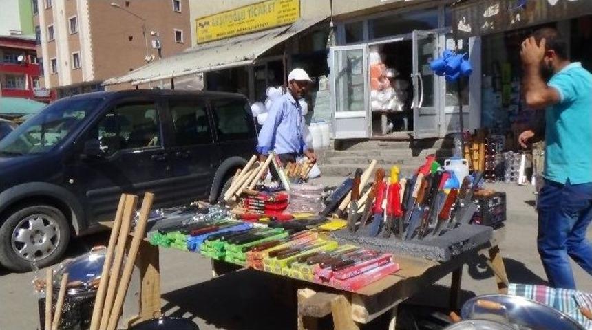 Kars&rsquo;ta Bı&ccedil;aklar G&ouml;r&uuml;c&uuml;ye &Ccedil;ıktı