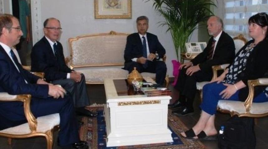 Kanadalı Heyetten Vali Erkal&rsquo;a Ziyaret