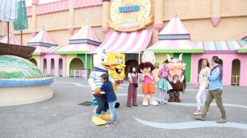 T&uuml;rkiye&rsquo;nin En Gen&ccedil; S&uuml;per Markası Vıaland