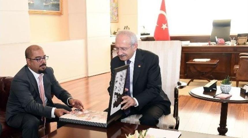 Kılı&ccedil;daroğlu, Foto Muhabirleriyle G&ouml;r&uuml;şt&uuml;