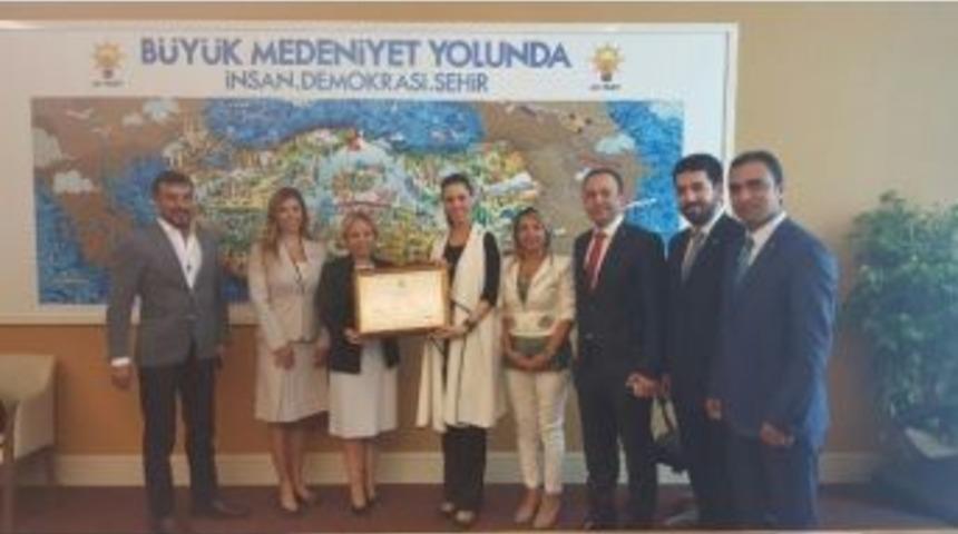 Asiad&rsquo;dan &Ccedil;iğdem Karaaslan&rsquo;a Tebrik Ziyareti