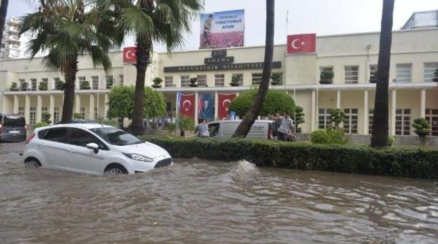 &Ccedil;mo: Vizyonsuz Y&ouml;neticiler Adana&rsquo;Yı Mahvetti