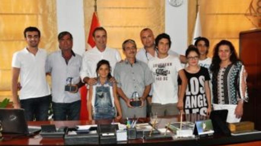 Gen&ccedil;er, &ldquo;hizmetleriniz İ&ccedil;in Teşekk&uuml;rler&rdquo;