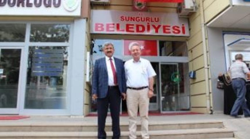 Vezirk&ouml;pr&uuml; Belediye Başkanından Şahiner&rsquo;e Ziyaret
