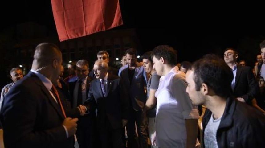 Kılı&ccedil;daroğlu'ndan, Jandarma Uzman &Ccedil;avuş &Uuml;nsal'ın Ailesine Taziye Ziyareti