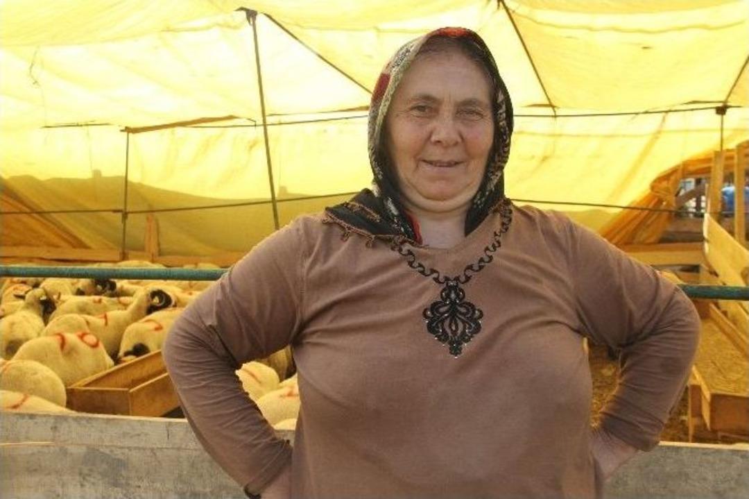 (&ouml;zel Haber) Kurban Pazarında Ge&ccedil;en Yarım Asır
