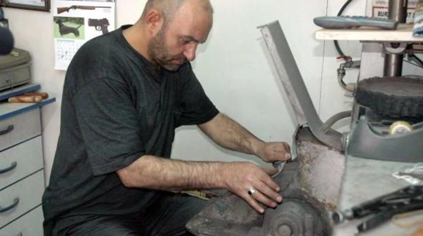 Bı&ccedil;ak&ccedil;ılar &Ccedil;arşısı'ndan &Ccedil;ark Sesleri Y&uuml;kseliyor