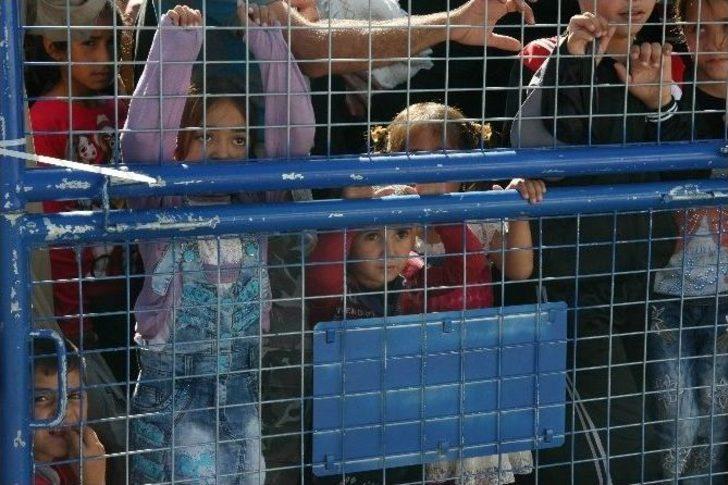 Binlerce Suriyeli Ülkelerine Gitmek İçin Öncüpınar’a Akın Etti G2