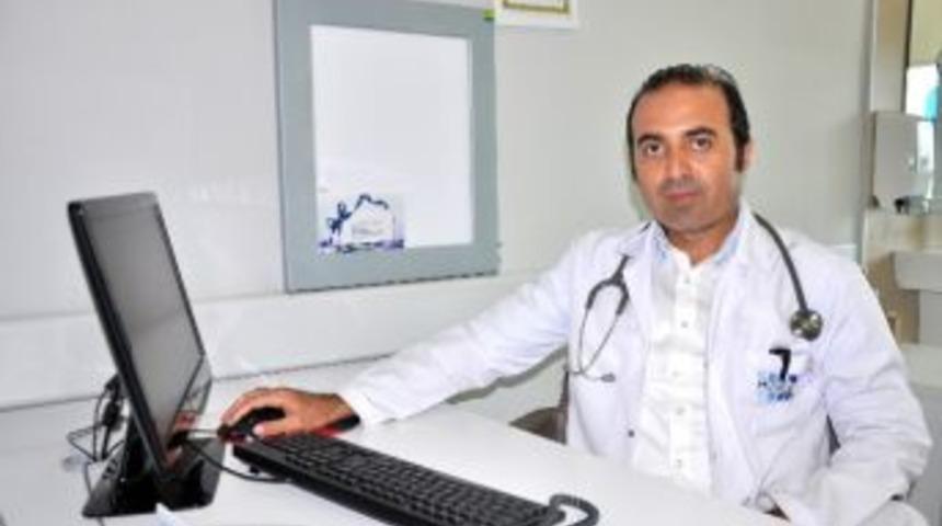 Dr. Öz: “bayramda Yeme Alışkanlıklarınızı Bozmayın”