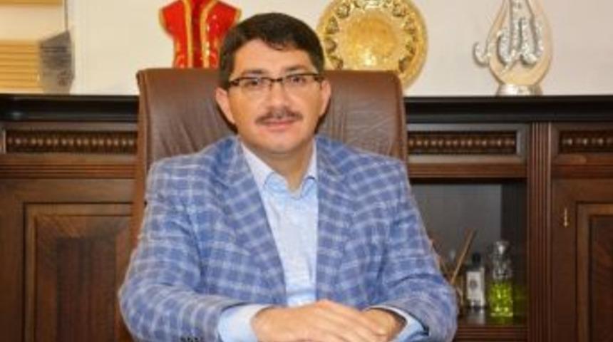 Başkan &Ccedil;elik Kurban Bayramı&rsquo;nı Kutladı