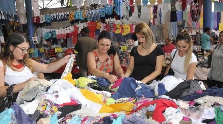 Perşembe Pazarı'nda Bayram Hareketliliği