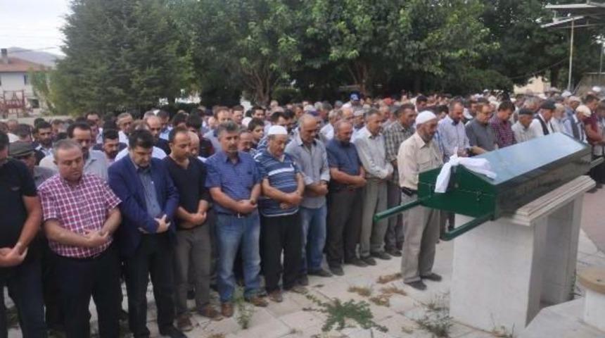 Doktorun, Babasına 'kızın &Ouml;ld&uuml;' Dediği Tuba Nur, Yaşam M&uuml;cadelesini Kaybetti (2)