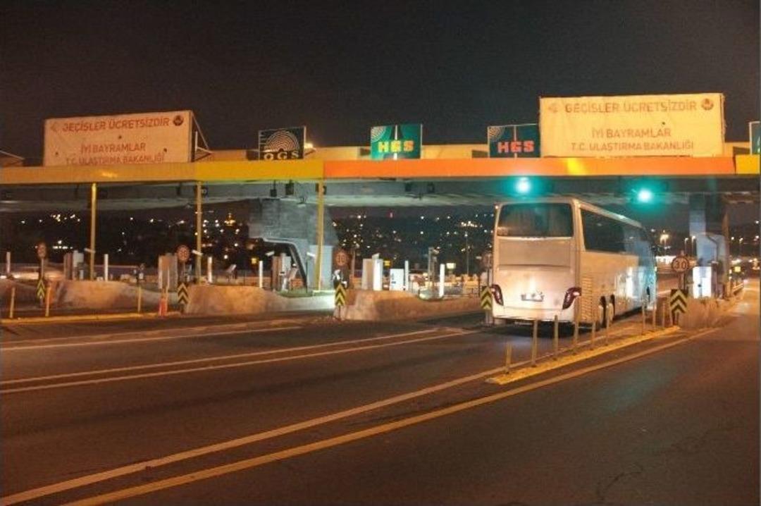 Kurban Bayramı Nedeniyle K&ouml;pr&uuml; Ve Otoyollarda &Uuml;cretsiz Uygulama Başladı