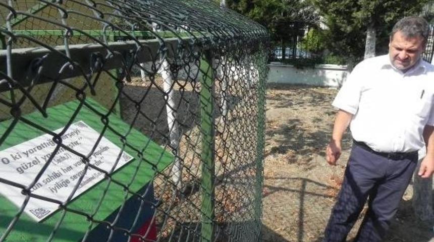 Hayvan Sevgisi I&ccedil;in 11 Okula Ayetli, Hadisli Kedi Evi Ve Kuş Barınağı