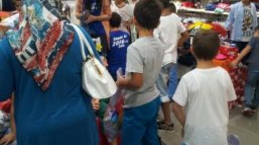 Asaş Grup &Ccedil;alışanlarından &Ccedil;ocuklara Bayram Hediyesi