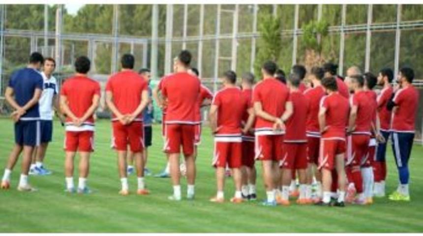 B&uuml;lent Korkmaz: "farklı Bir Mersin İdmanyurdu Olacak"