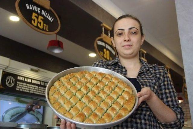 Gaziantep’te Kurban Bayramı Öncesi Baklava Mesaisi