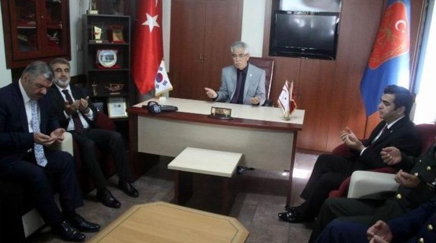 Kayseri Protokol&uuml;, Şehit Aileleri Ve Gaziler Derneği&rsquo;ni Ziyaret Etti