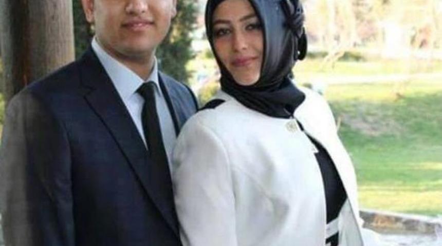 Şehit Annesinin Kabir Ziyaretindeki Feryadı Y&uuml;rekleri Dağladı