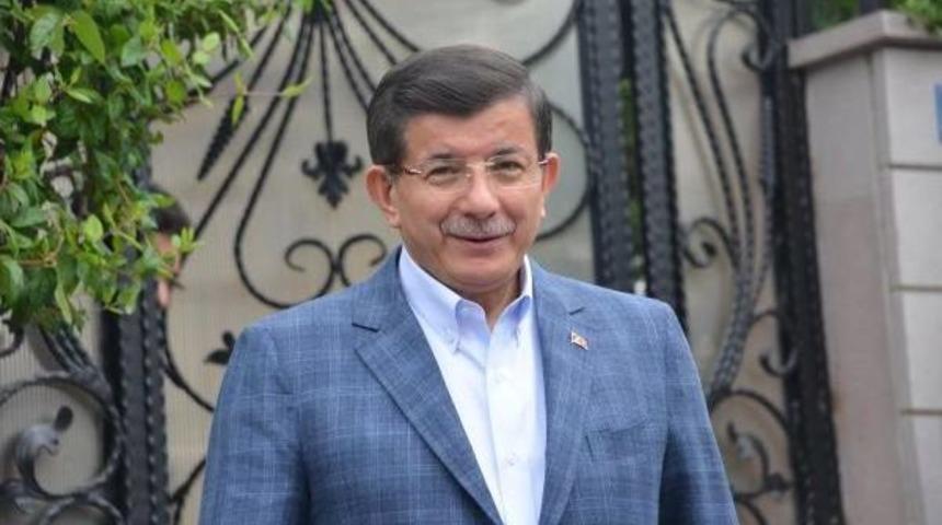 Davutoğlu; 't&uuml;rkiye'de Siyaseti Kandil Ya Da Perde Gerisindeki Akt&ouml;rler Y&ouml;netemez'