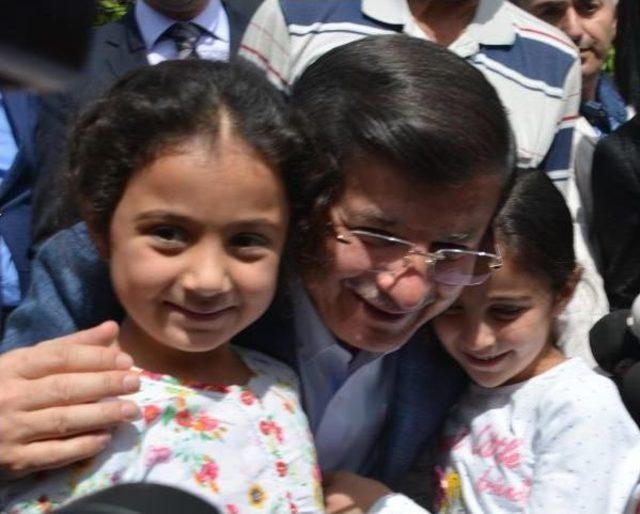 Davutoğlu; 'türkiye'de Siyaseti Kandil Ya Da Perde Gerisindeki Aktörler Yönetemez'