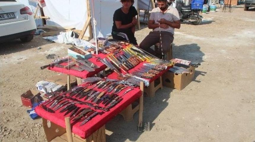 Bı&ccedil;aklar Tezgahlardaki Yerini Aldı