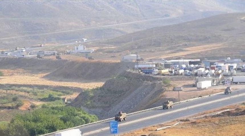 Şırnak&rsquo;a 200 Ara&ccedil;lık Askeri Sevkiyat