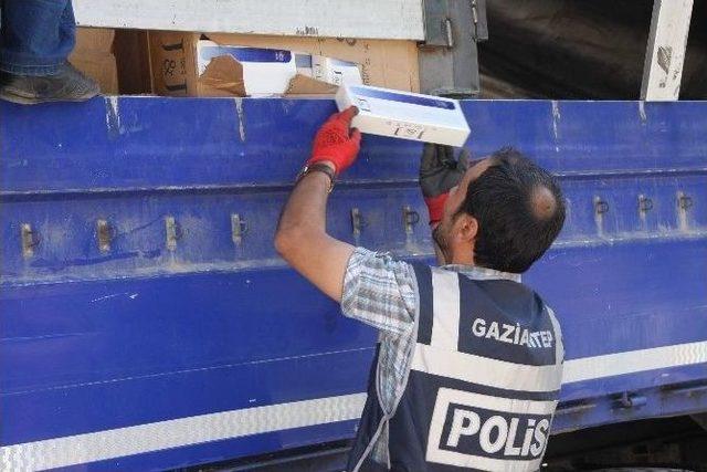 Gaziantep’te 100 Bin Paket Kaçak Sigara Ele Geçirildi