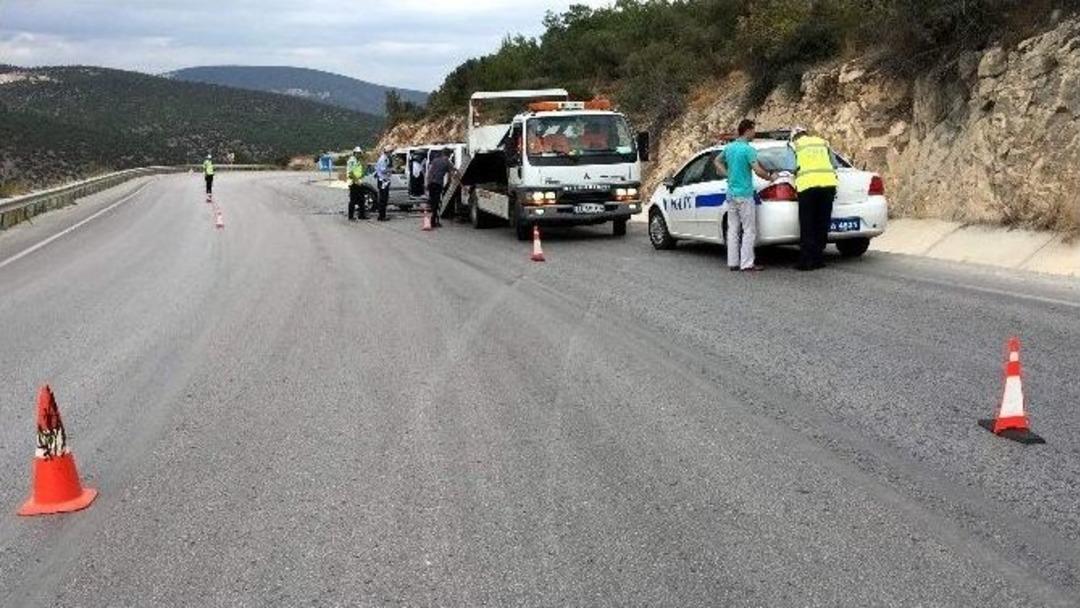Bilecik&rsquo;te Trafik Kazası: 4 Yaralı