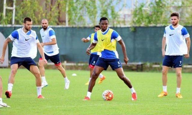 Antalyaspor Antrenmanında Eto'o Şov