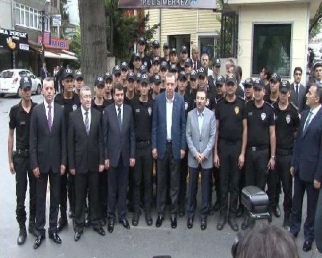 Cumhurbaşkanı Erdoğan'dan Polislere Bayram Ziyareti