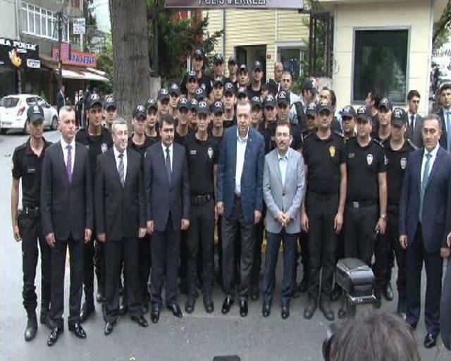 Cumhurbaşkanı Erdoğan'dan Polislere Bayram Ziyareti