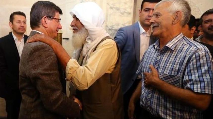 Başbakan Davutoğlu: Diyarbekir'den Feyz Almaya, Ders Almaya Geliyoruz