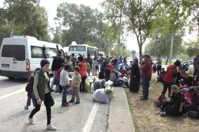 Bayram Namazında Sığınmacılara Tavsiye: Avrupa'ya Gitmeyin (2)