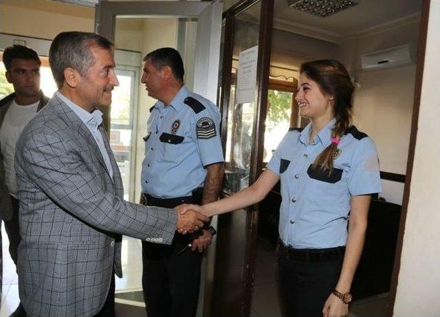 Şahinbey Belediye Başkanı Tahmazoğlu Kurban Kesim Alanlarını Ziyaret Etti 2