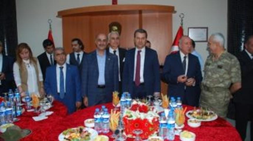 Batman’da Bayramlaşma Töreni