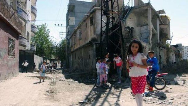 Children Of Curfew-Struck Cizre And Hollow Wooden Swings