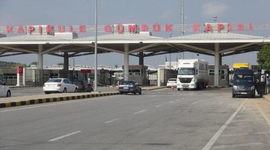 Kapıkule&rsquo;de Tır Şof&ouml;rlerinin Buruk Bayram Sevinci