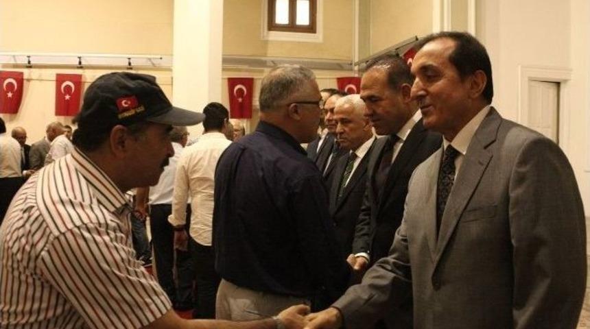 Adana Protokol&uuml; Bayramlaştı