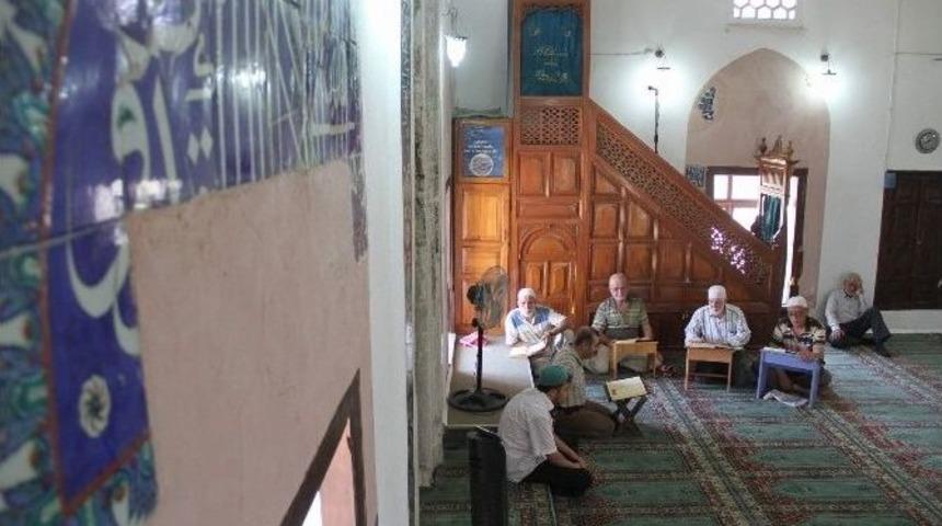 (&ouml;zel Haber) 400 Yıllık &Ccedil;iniler Ait Olduğu Yerde Sergilenmeyi Bekliyor