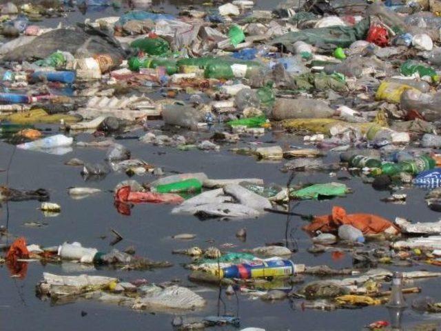 Menderes'ten Denize Dökülen Çöpler Için Çözüm Önerisi