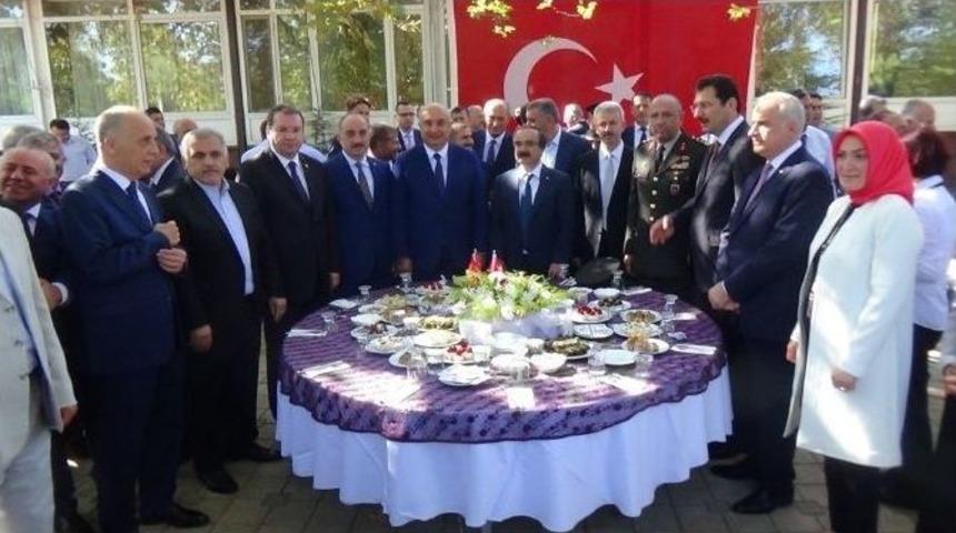 Sakarya Protokol&uuml; Bayramlaştı
