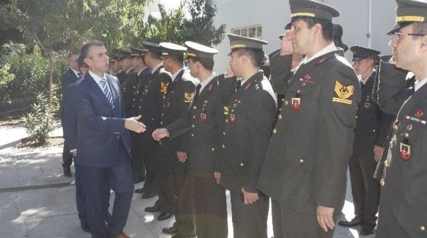 Edremit&rsquo;te Bayramlaşma