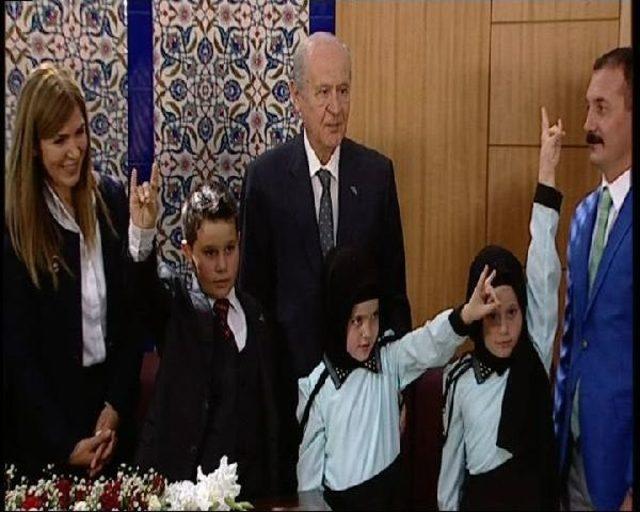 Bah&ccedil;eli: Esad dan Esed e, Şimdi Esed den Esad a D&ouml;n&uuml;ş Vardır 2