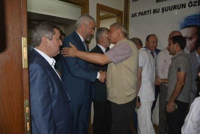 Ak Parti’deki Bayramlaşma Yoğun Bir Katılımla Gerçekleşti 1